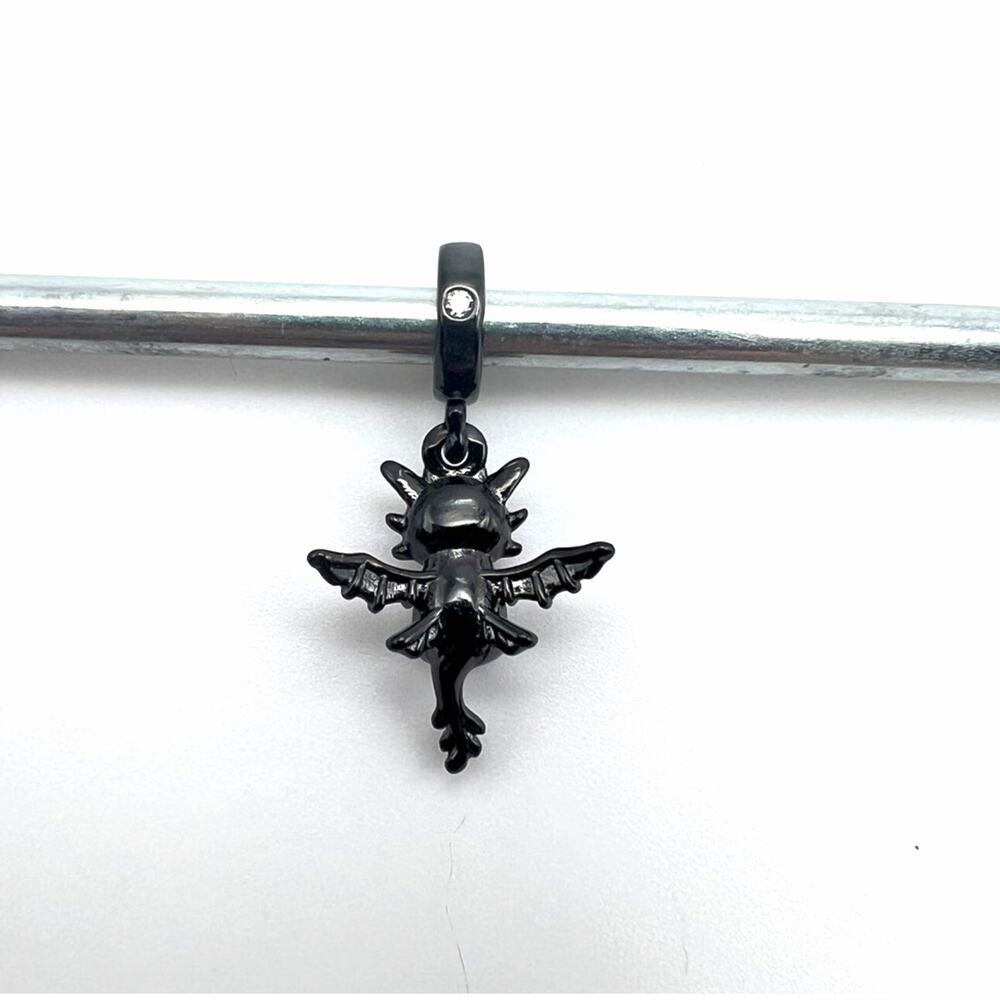 NEW Toothless Dragon Dangle Charm for European Bracelet - Picture 2 of 4